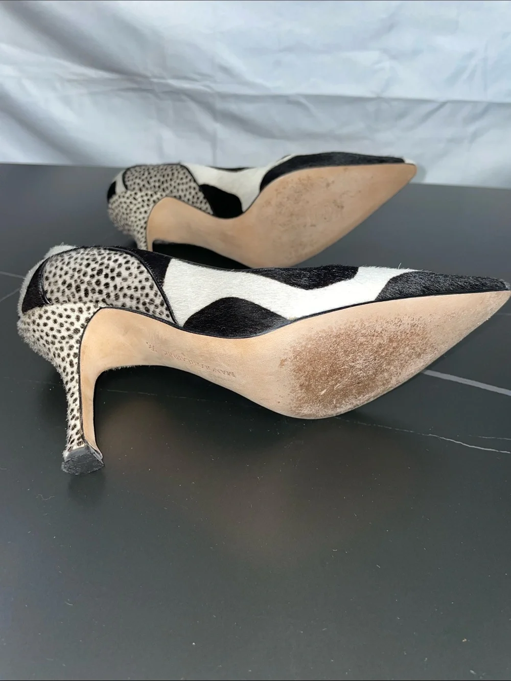 MANOLO BLAHNIK COW PRINT PONY HAIR PUMPS FTL-08-196